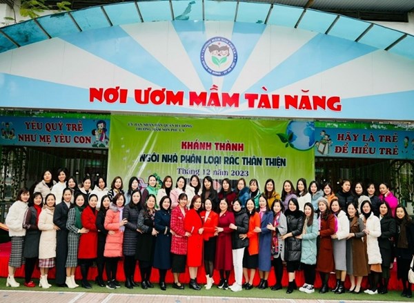 Cấp học mầm non quận Hà Đông - huyện Phú Xuyên tổ chức sinh hoạt chuyên môn qua chuyên đề kiến tập thực hành hoạt động giao lưu cho trẻ mầm non