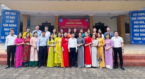 Trường THPT Nguyễn Trãi - Ba Đình và THPT Minh Quang - Ba Vì phối hợp tổ chức Chương trình  Nhà trường cùng chung tay phát triển - Thầy cô cùng sẻ chia trách nhiệm 