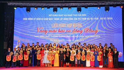 Liên hoan Hợp xướng học sinh phổ thông cấp thành phố Hà Nội khu vực 1: THPT Phan Huy Chú giành giải Nhất liên hoan hợp xướng